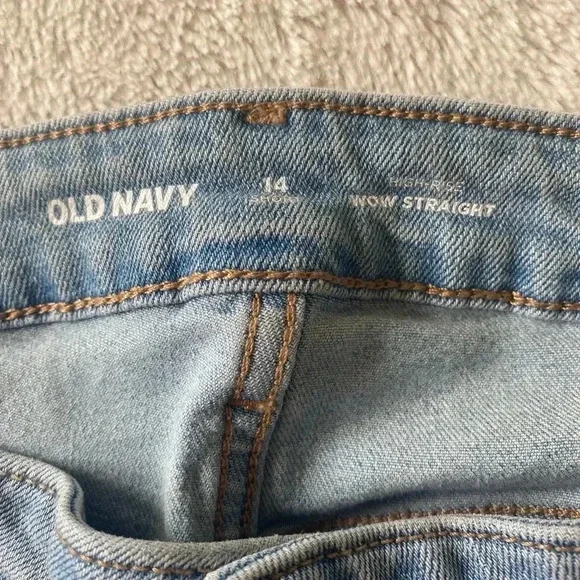 Old Navy Hi-rise WOW Straight Jeans - Picture 2 of 3